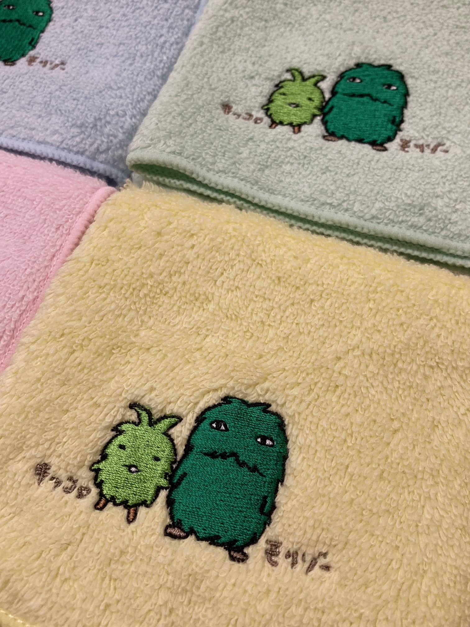 でちゃう！ まいまろ。さんの直筆サイン入りハンカチ おやすみ、またね。ましろくん。【カトウロカ先生直筆サイン入り